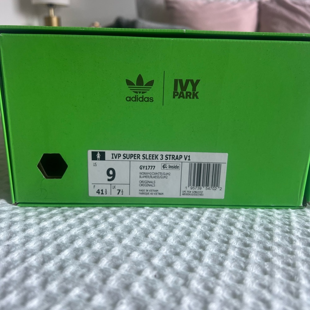 Adidas Ivy Park x Women’s Super Sleek Strap ‘Wonder White Gum’ sneakers - Picture 6 of 7